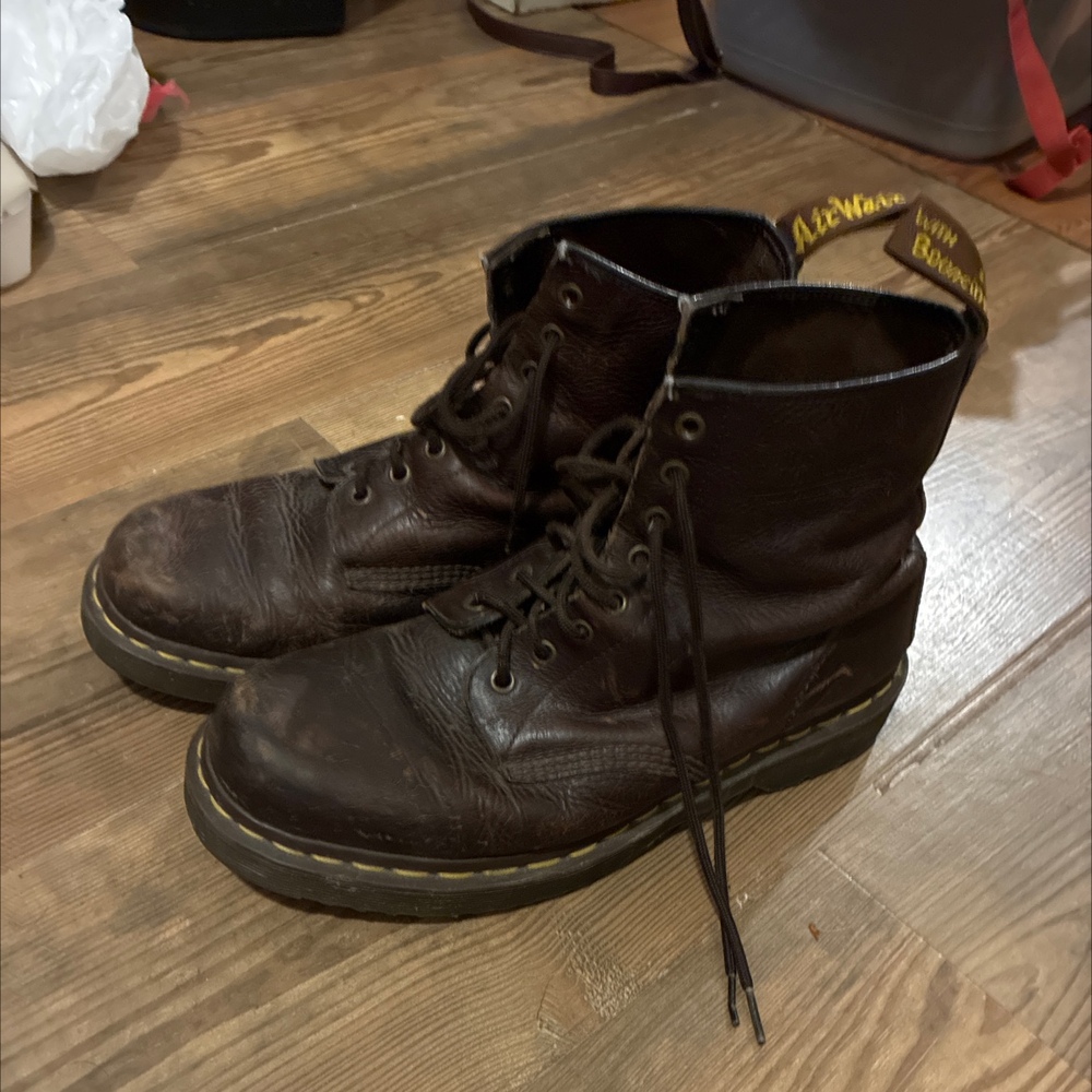 Dr. Doc Martens Men’s Chukka Sussex Industrial Boots Sz 11 US Slip Resistant